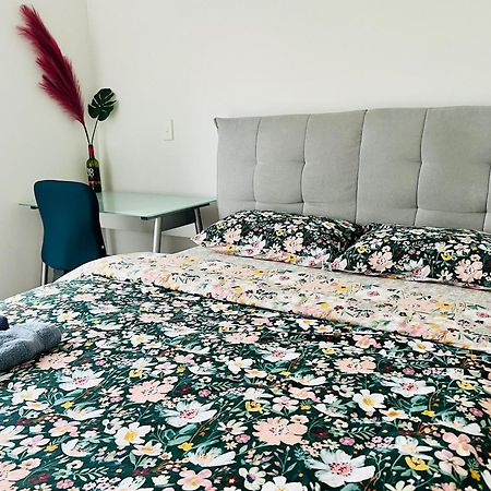 Ln Homestay In Flat Bush オークランド エクステリア 写真