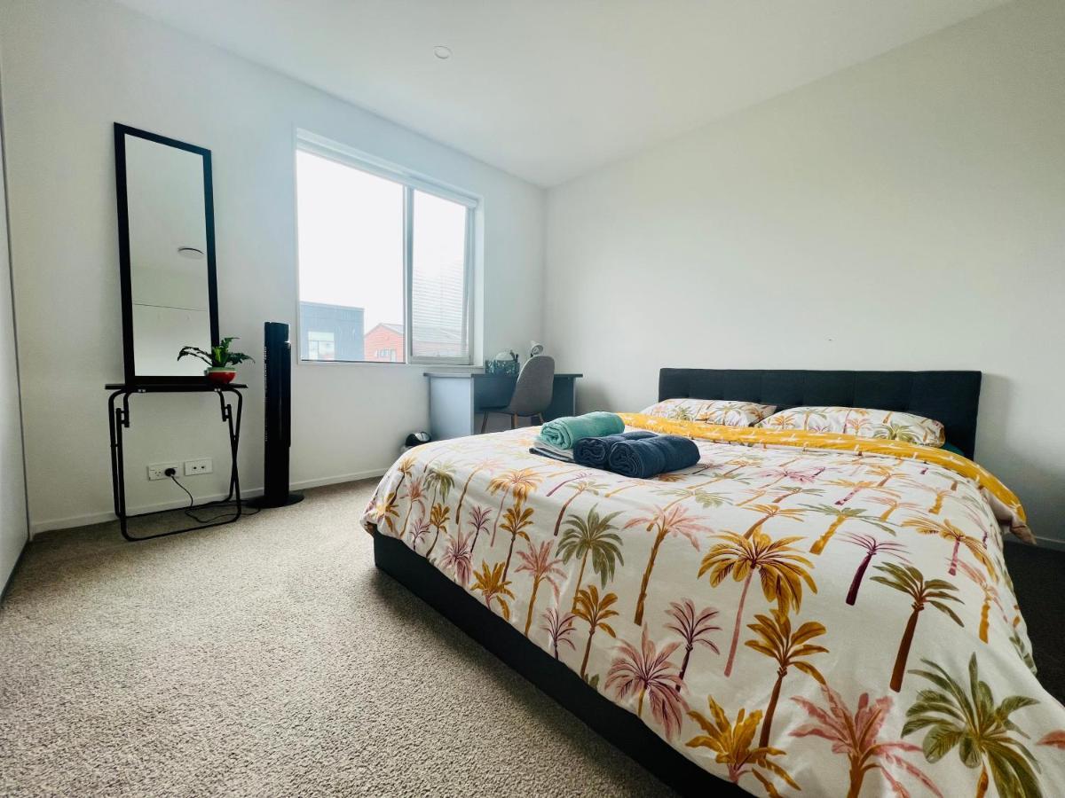 Ln Homestay In Flat Bush オークランド エクステリア 写真
