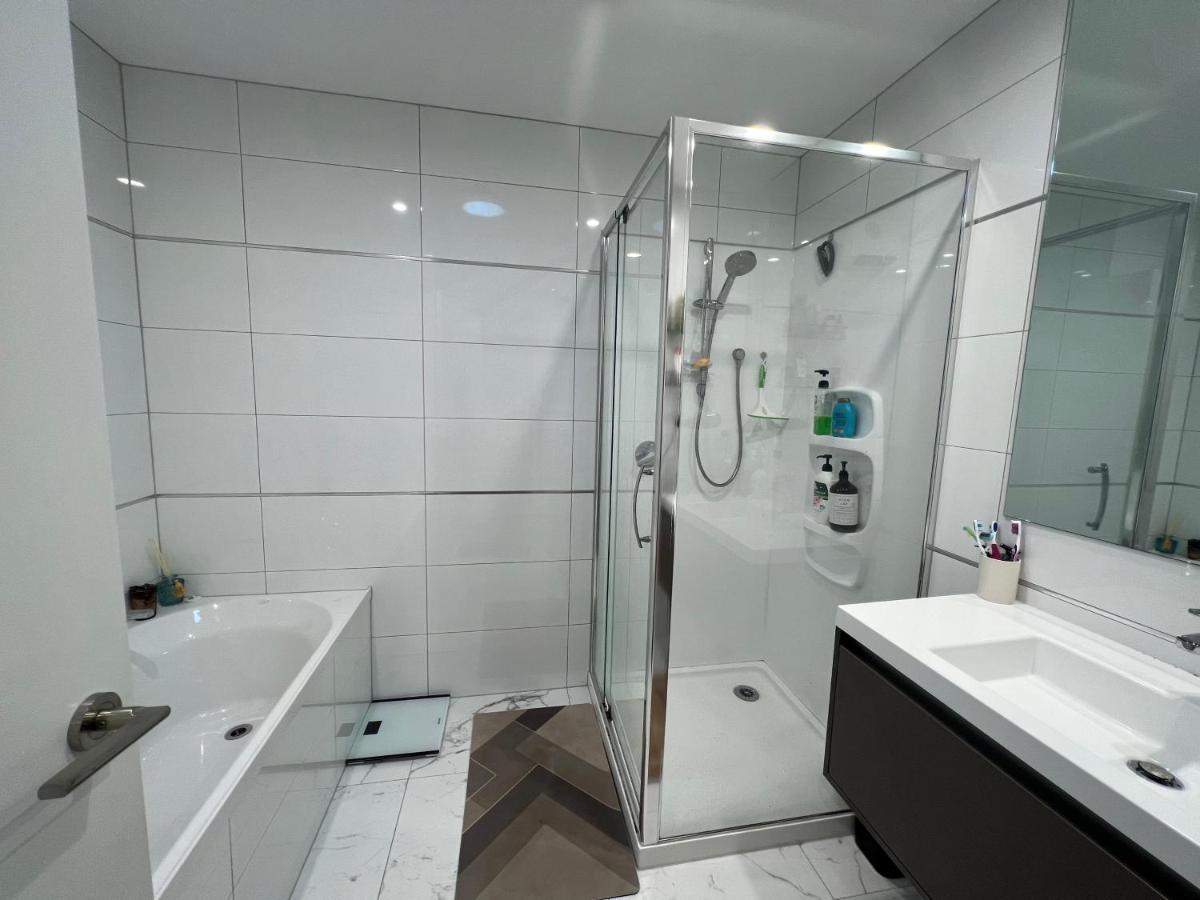 Ln Homestay In Flat Bush オークランド エクステリア 写真