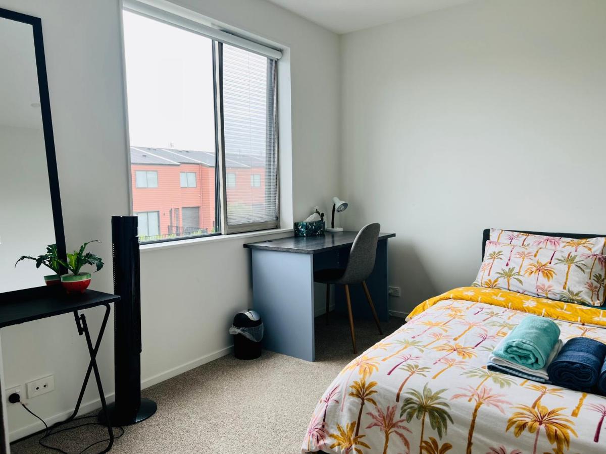 Ln Homestay In Flat Bush オークランド エクステリア 写真