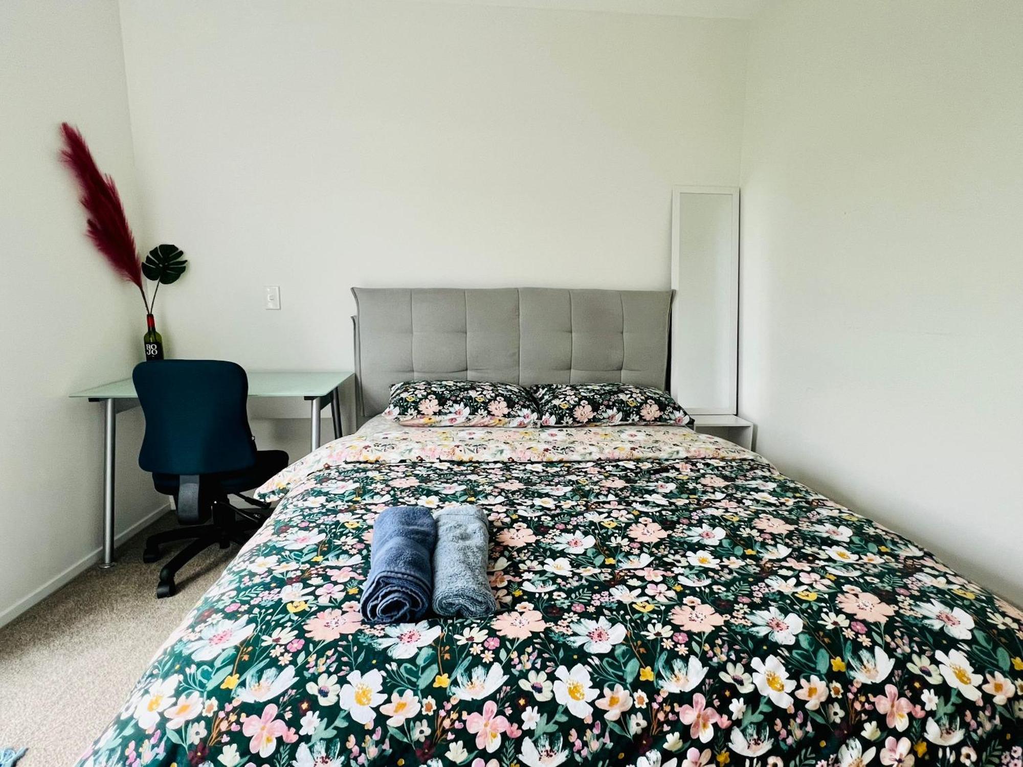 Ln Homestay In Flat Bush オークランド エクステリア 写真