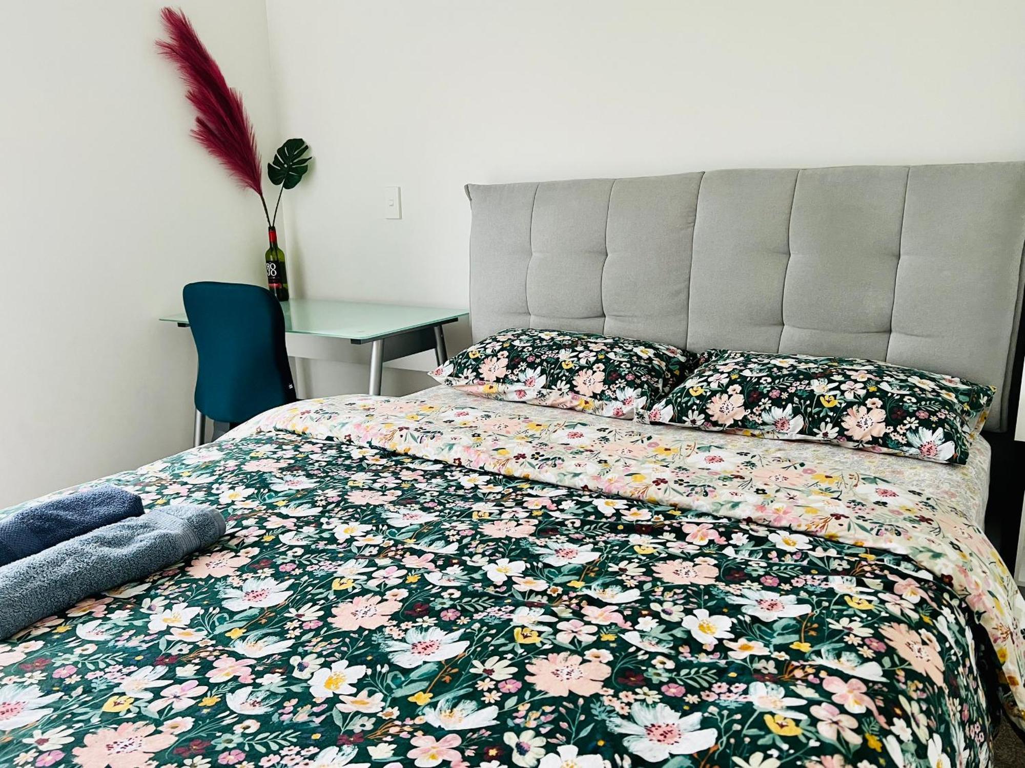 Ln Homestay In Flat Bush オークランド エクステリア 写真